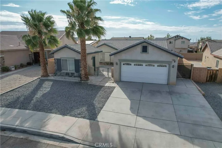13036 Evanston, Victorville, California 92392
