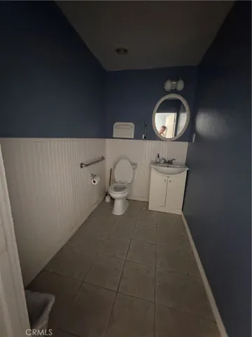 9509 Central C, Montclair, California 91763