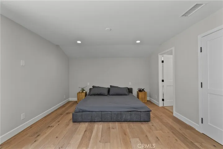 5823 Lubao, Woodland Hills, California 91367