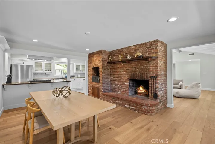 5823 Lubao, Woodland Hills, California 91367