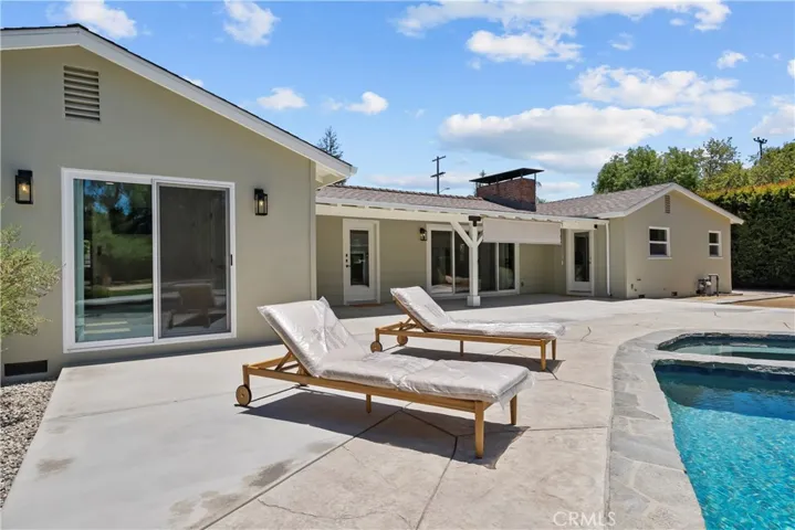 5823 Lubao, Woodland Hills, California 91367