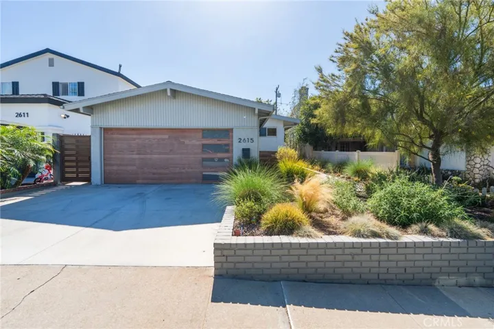 2615 Pacific Avenue, Manhattan Beach, California 90266