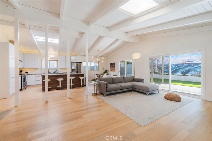 2615 Pacific Avenue, Manhattan Beach, California 90266