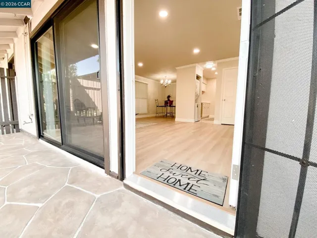 5457 Roundtree Pl J, Concord, California 94521