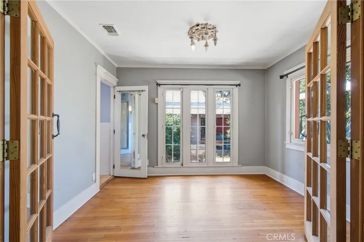 1044 N Hudson Avenue, Pasadena, California 91104