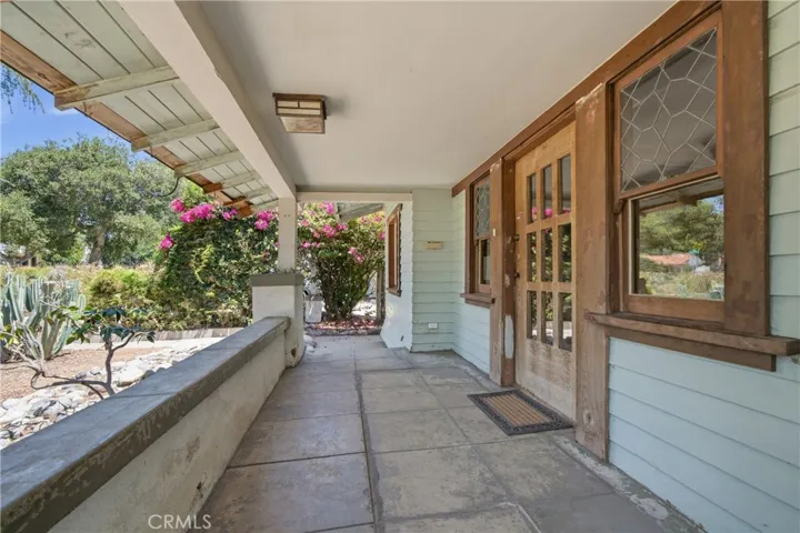 1044 N Hudson Avenue, Pasadena, California 91104