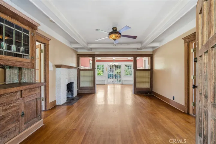 1044 N Hudson Avenue, Pasadena, California 91104