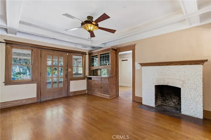 1044 N Hudson Avenue, Pasadena, California 91104