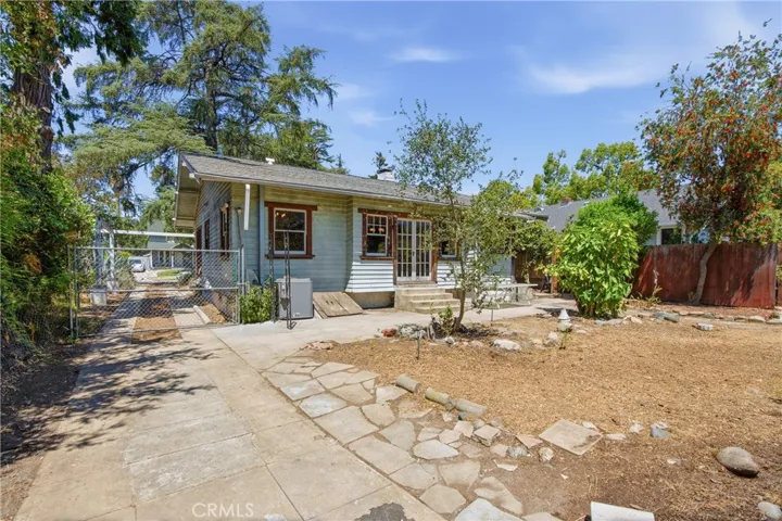 1044 N Hudson Avenue, Pasadena, California 91104