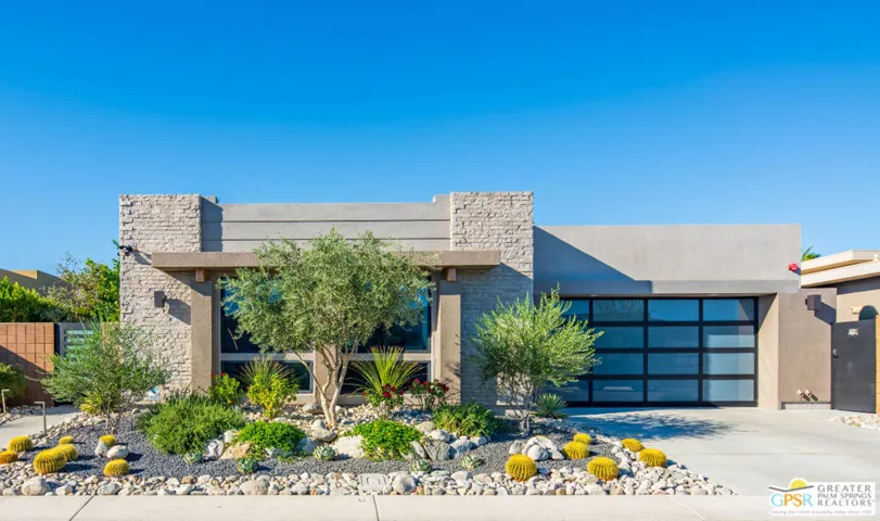 4321 Lumina Way, Palm Springs, California 92262