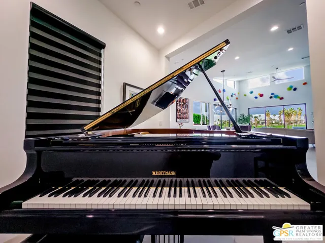 4321 Lumina Way, Palm Springs, California 92262