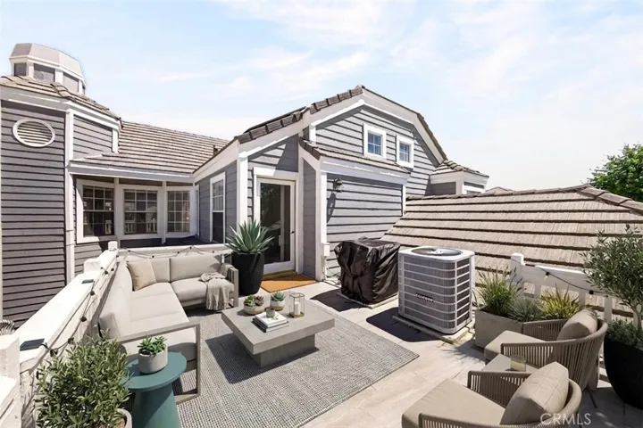 Virtually staged large deck
