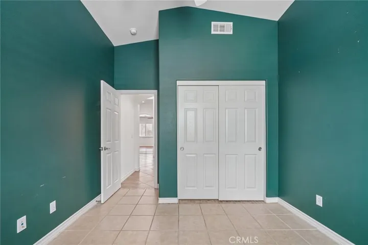 15590 Syracuse Lane, Fontana, California 92336
