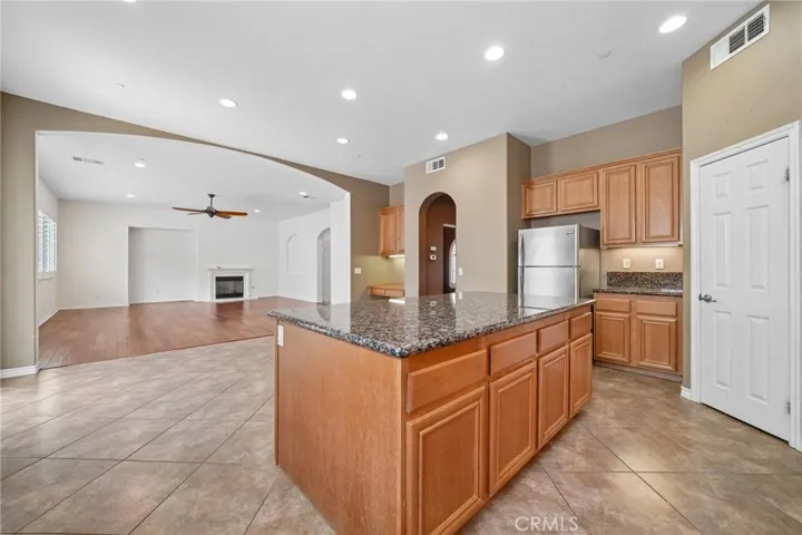15590 Syracuse Lane, Fontana, California 92336