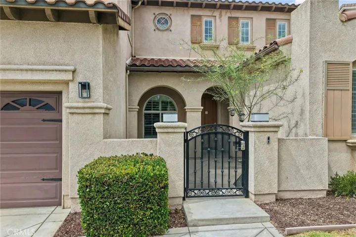 15590 Syracuse Lane, Fontana, California 92336