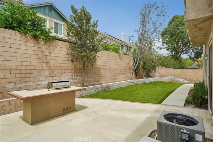 15590 Syracuse Lane, Fontana, California 92336