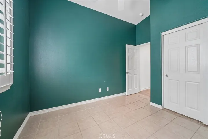 15590 Syracuse Lane, Fontana, California 92336