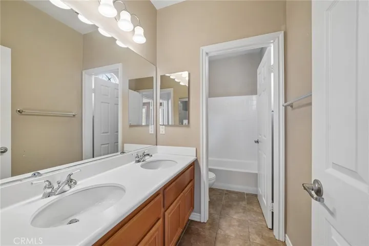 15590 Syracuse Lane, Fontana, California 92336
