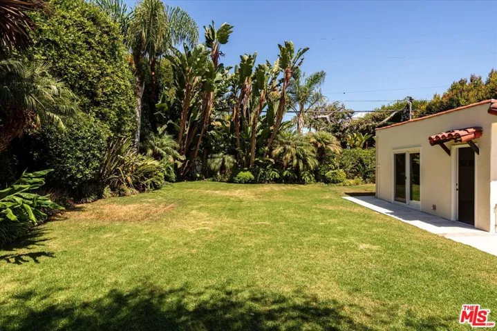 627 26th Street, Santa Monica, California 90402