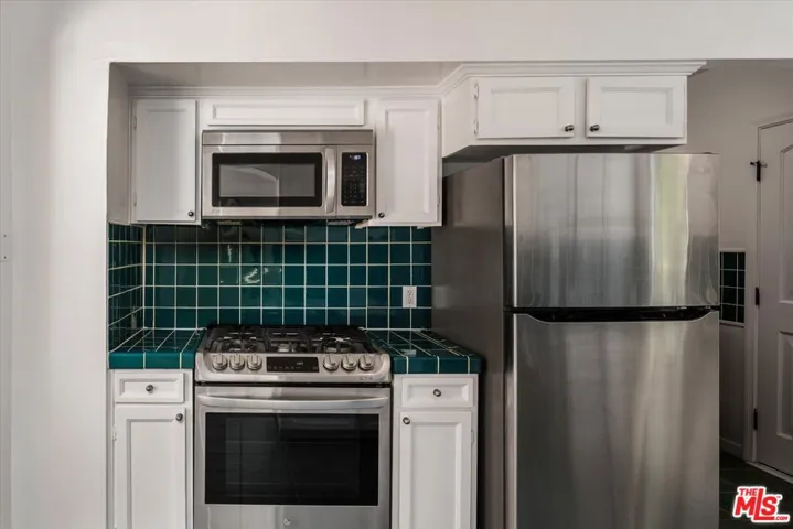 627 26th Street, Santa Monica, California 90402