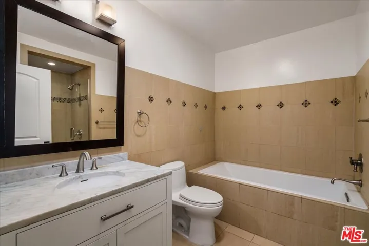 627 26th Street, Santa Monica, California 90402