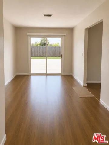 1255 E 90th Street, Los Angeles, California 90002