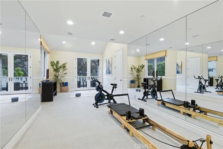 1502 Bienveneda, Pacific Palisades, California 90272