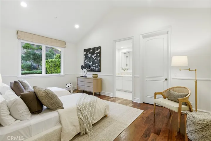 1502 Bienveneda, Pacific Palisades, California 90272