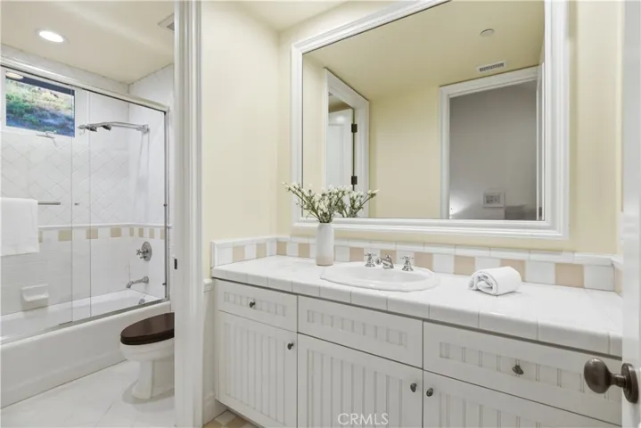 1502 Bienveneda, Pacific Palisades, California 90272