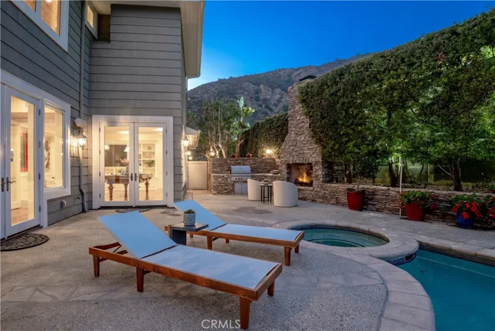 1502 Bienveneda, Pacific Palisades, California 90272