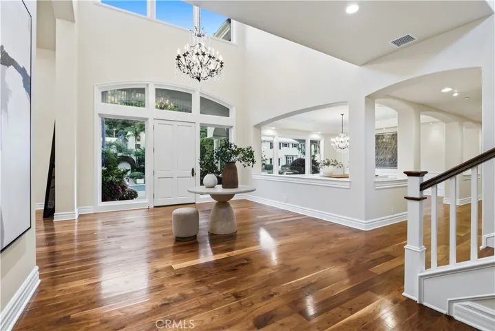 1502 Bienveneda, Pacific Palisades, California 90272