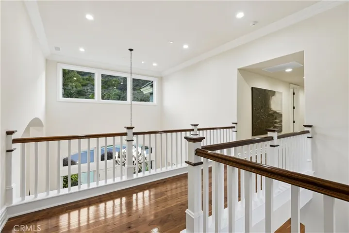1502 Bienveneda, Pacific Palisades, California 90272