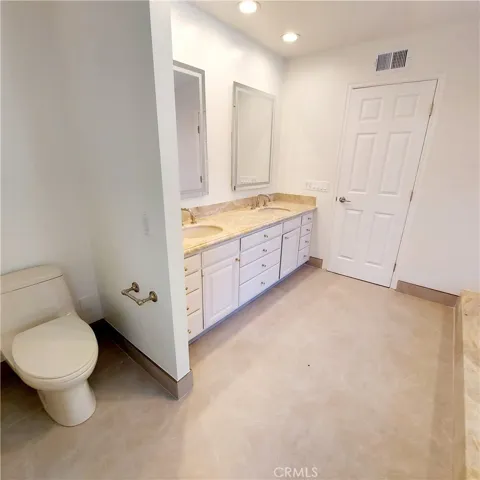 16545 Park Lane Circle, Los Angeles, California 90049
