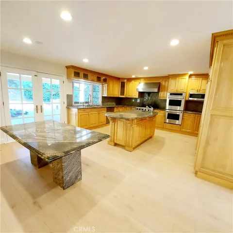16545 Park Lane Circle, Los Angeles, California 90049