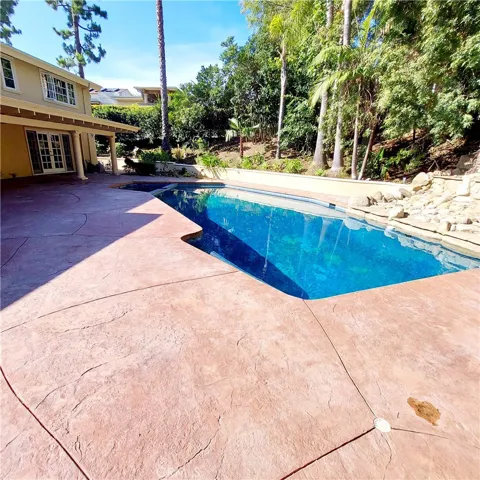 16545 Park Lane Circle, Los Angeles, California 90049