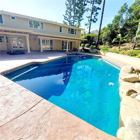 16545 Park Lane Circle, Los Angeles, California 90049