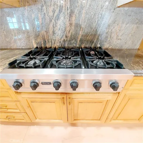 16545 Park Lane Circle, Los Angeles, California 90049