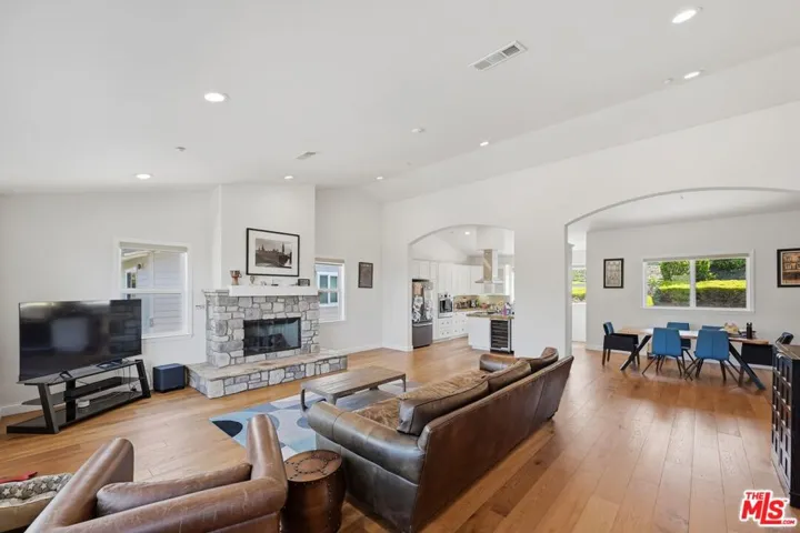 30429 Morning View Drive, Malibu, California 90265