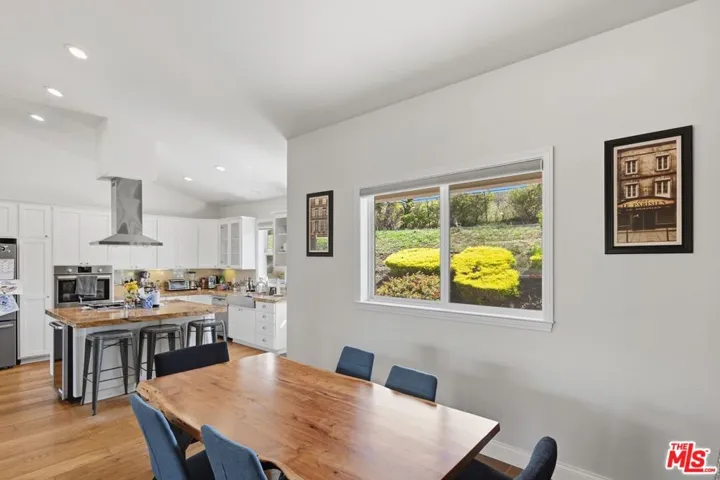 30429 Morning View Drive, Malibu, California 90265