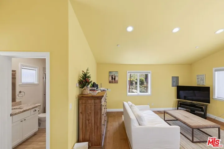 30429 Morning View Drive, Malibu, California 90265