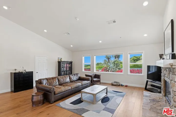 30429 Morning View Drive, Malibu, California 90265