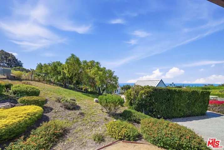 30429 Morning View Drive, Malibu, California 90265