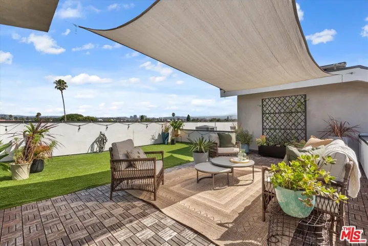 3961 Tilden Avenue 3, Culver City, California 90232
