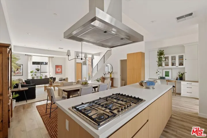 3961 Tilden Avenue 3, Culver City, California 90232