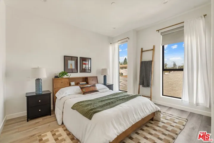 3961 Tilden Avenue 3, Culver City, California 90232