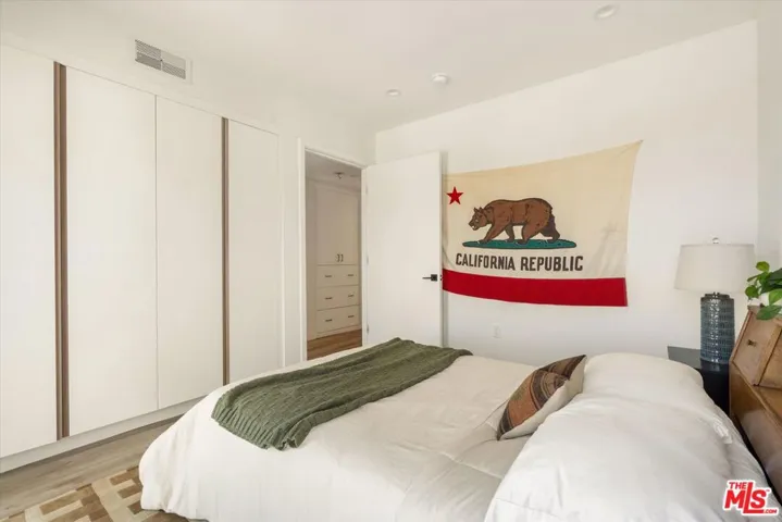 3961 Tilden Avenue 3, Culver City, California 90232