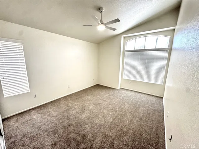 12789 Yorkshire, Apple Valley, California 92308