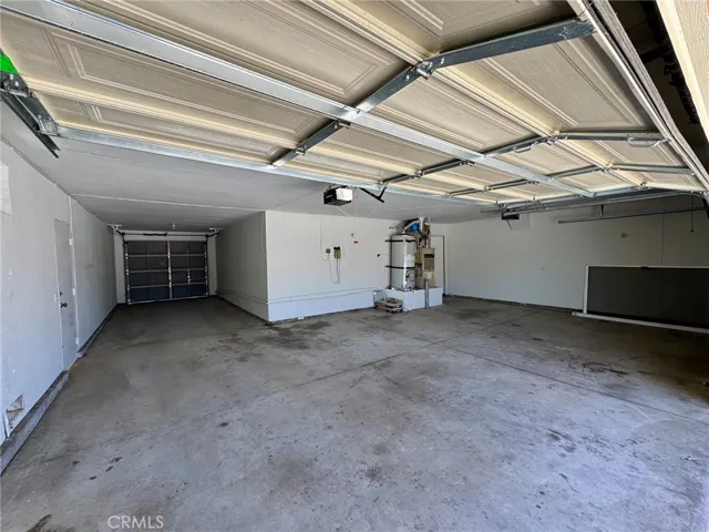 12789 Yorkshire, Apple Valley, California 92308