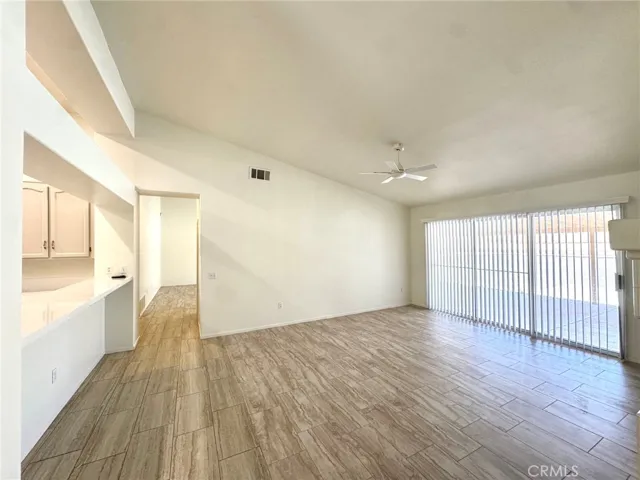 12789 Yorkshire, Apple Valley, California 92308