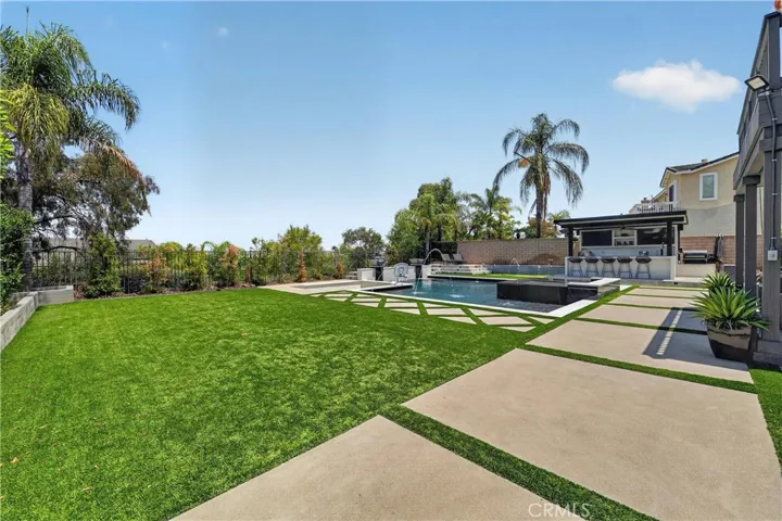 1625 Paseo Vista, Corona, California 92881